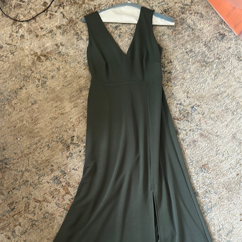 Elegant Olive Green Sleeveless Dress